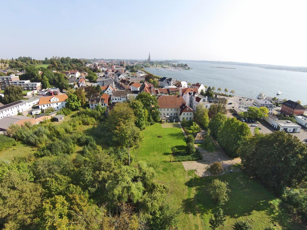 Hotel Zollhaus Schleswig Extérieur photo