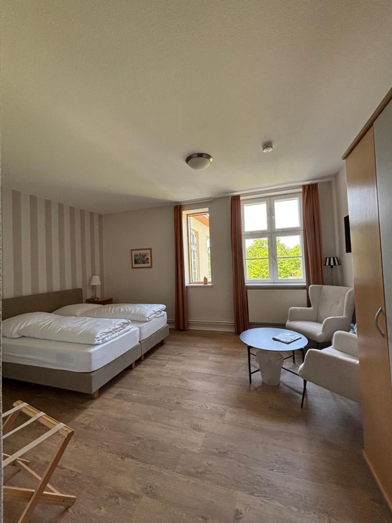 Hotel Zollhaus Schleswig Extérieur photo